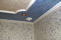 двухуровневый потолок и вся отделка жидкими обоями